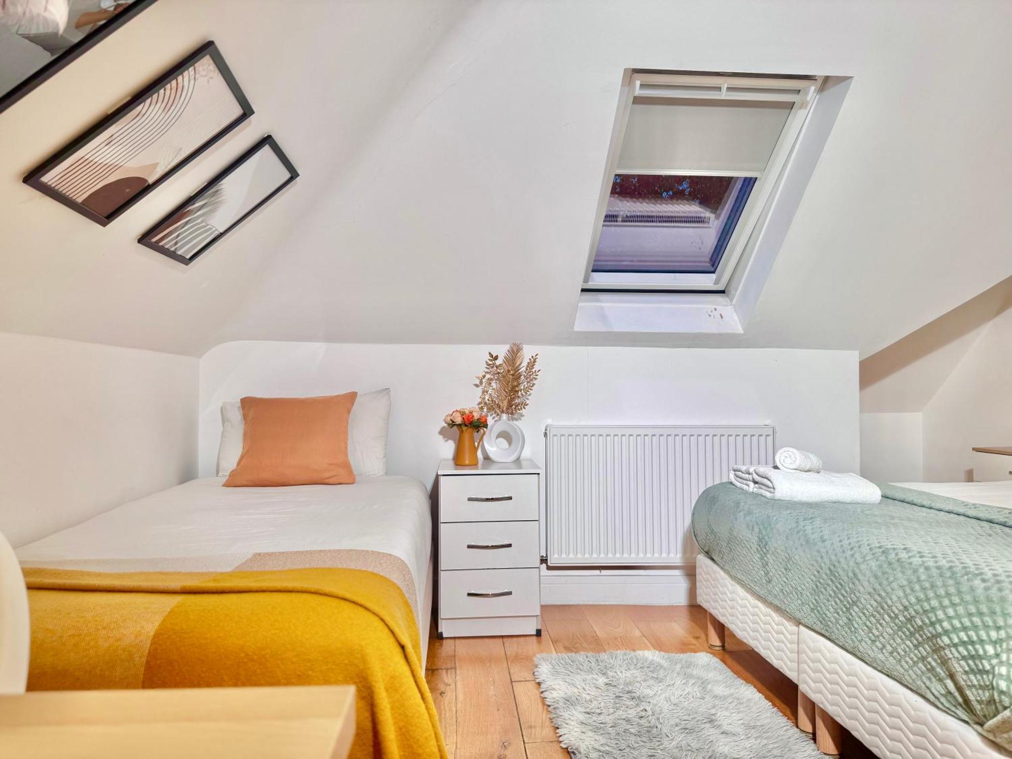 En-Suites With Free Parking 30Min To Central 런던 외부 사진